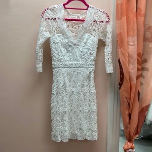 Lulu’s short white dresses